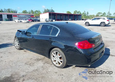 2013 Infiniti G37 z USA, uszkodzony, nr VIN JN1CV6AR7DM755968